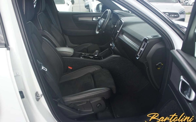 Volvo XC 40 cena 135900 przebieg: 60137, rok produkcji 2021 z Nowy Targ małe 232